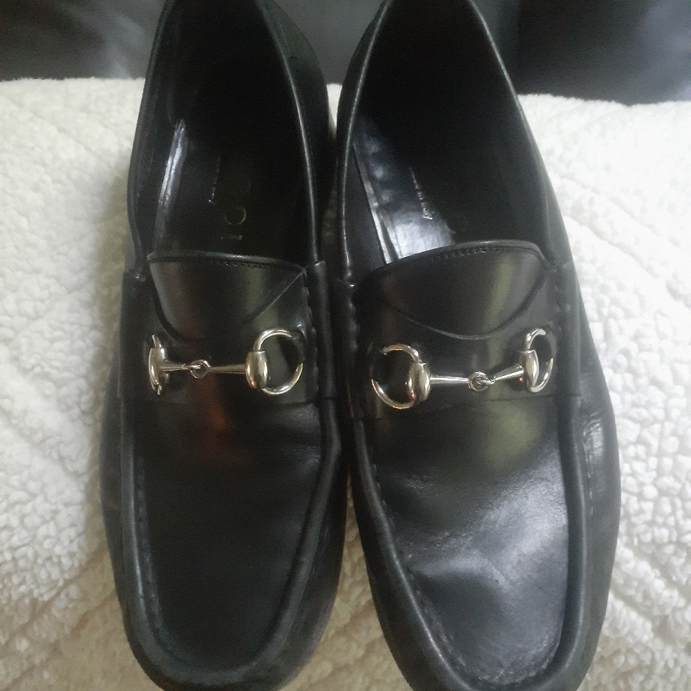 Authentic Mens Gucci Loafers
